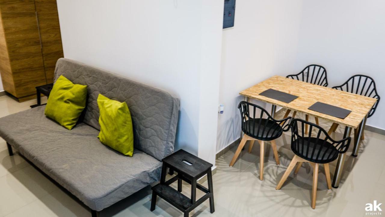 Heraklion Airport Studio Apartment Bagian luar foto