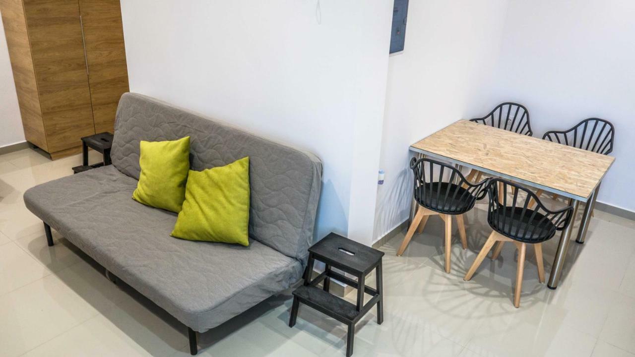 Heraklion Airport Studio Apartment Bagian luar foto